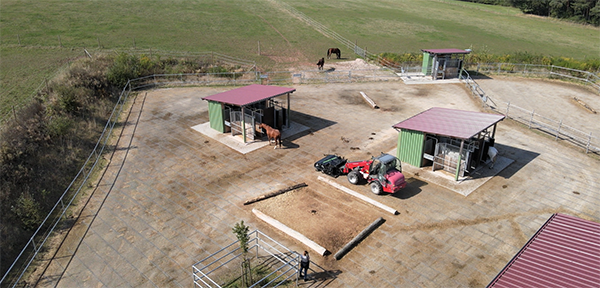 Farm Servant Startseitenbanner – Pferdehof Zubehör für Stall und Weide